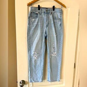 GAP Light Wash Distressed Cropped Jeans Women’s Size 2